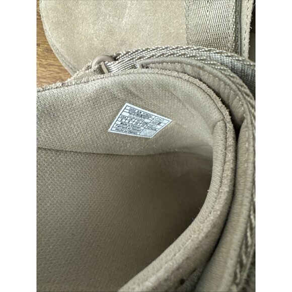 UGG Womens Goldenstar Clogs | Sand | 1138252-SAN | Size 8 | Used - Picture 11 of 11